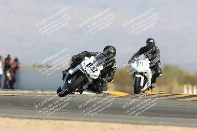 media/Oct-20-2024-CVMA (Sun) [[d4a3dff211]]/Race 9-Formulw LW Twins SHOOTOUT/